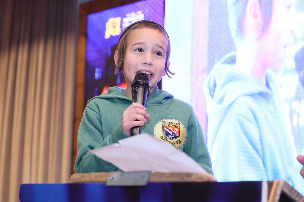 שמעון טאלער, פסוק "ואהבת"